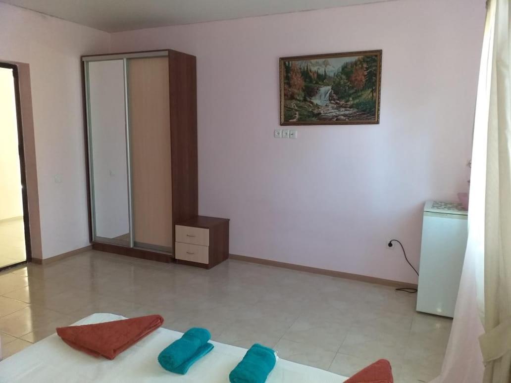 Solnechny Bereg Guest House Gudauta Zewnętrze zdjęcie